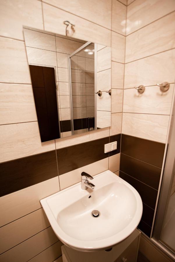 Main Appartments Frankfurt Airport Кельстербах Экстерьер фото